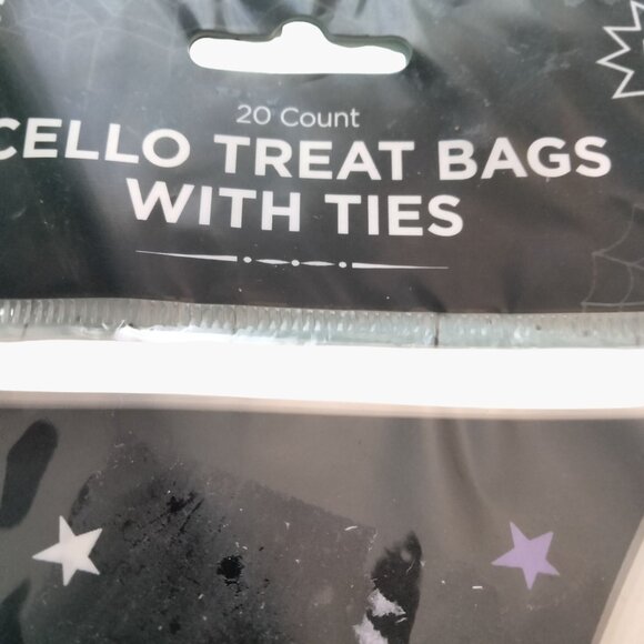 Halloween Skeleton Trick Treat Bar Ties 20 Count - Picture 4 of 4